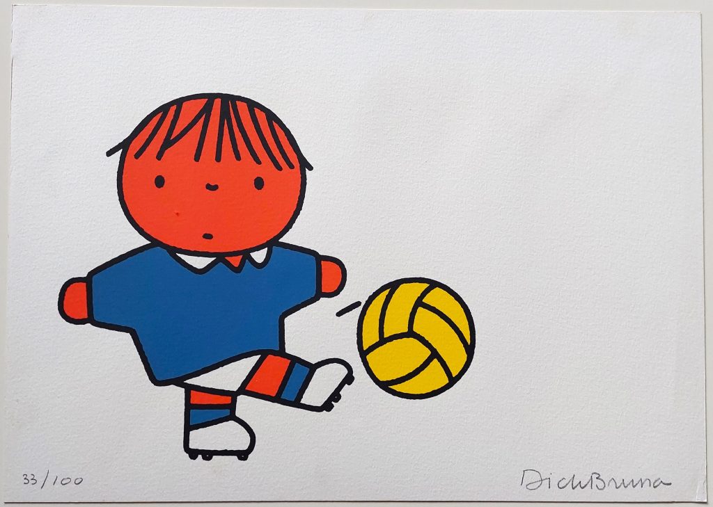 DICK BRUNA - Voetballertje (Boy kicking a ball)